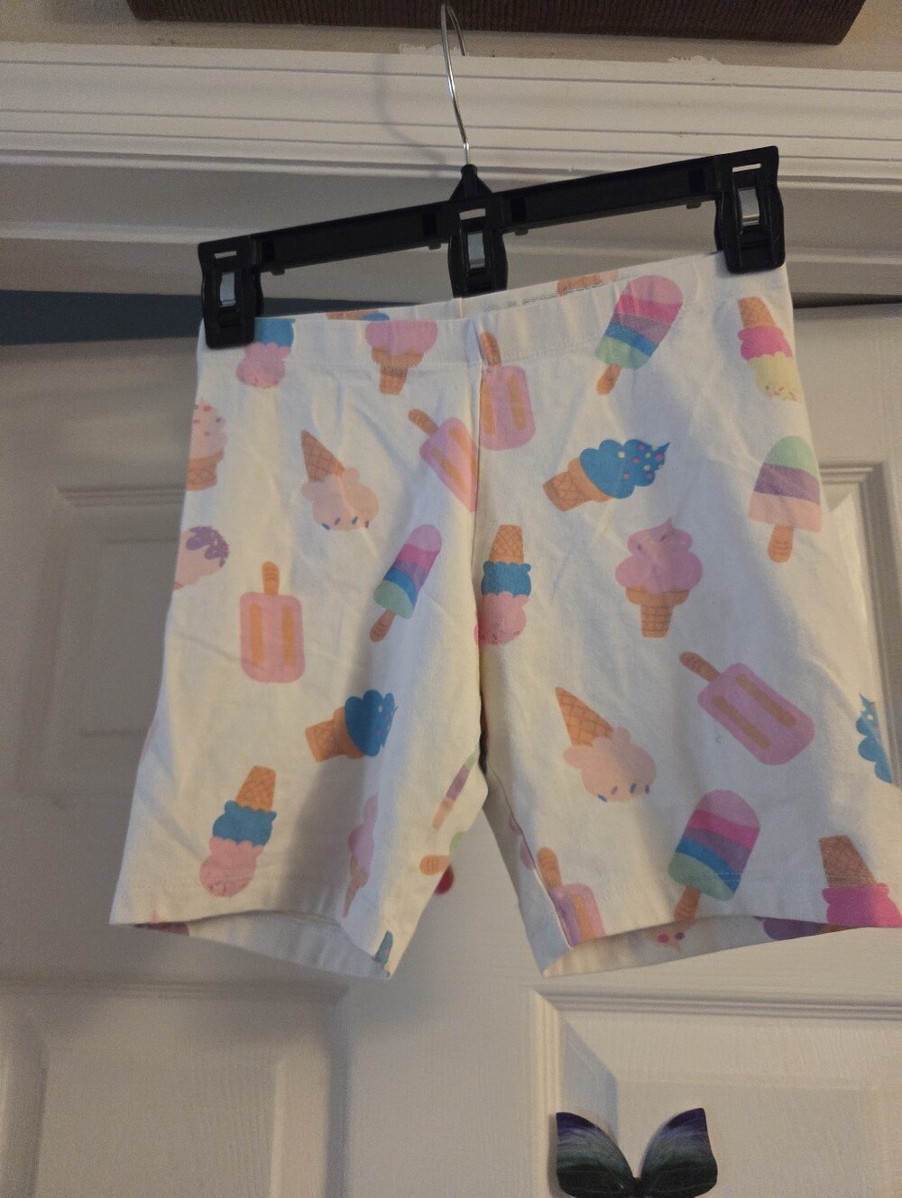 Large girls wonder nation large L 10/12 white and brightly colorful ice cream